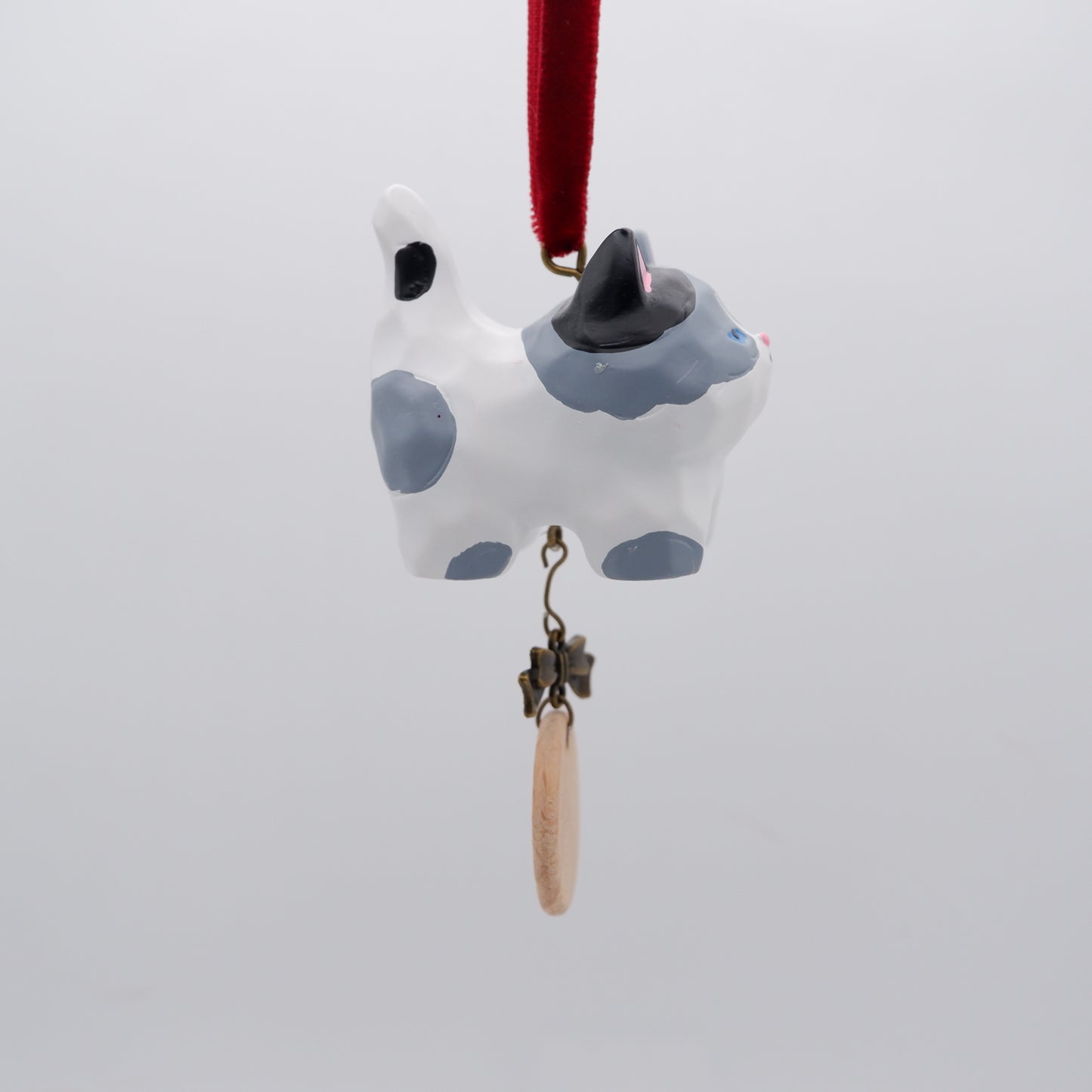 Tail Held High - Resin Ornament with Personalised Wooden Name Tag