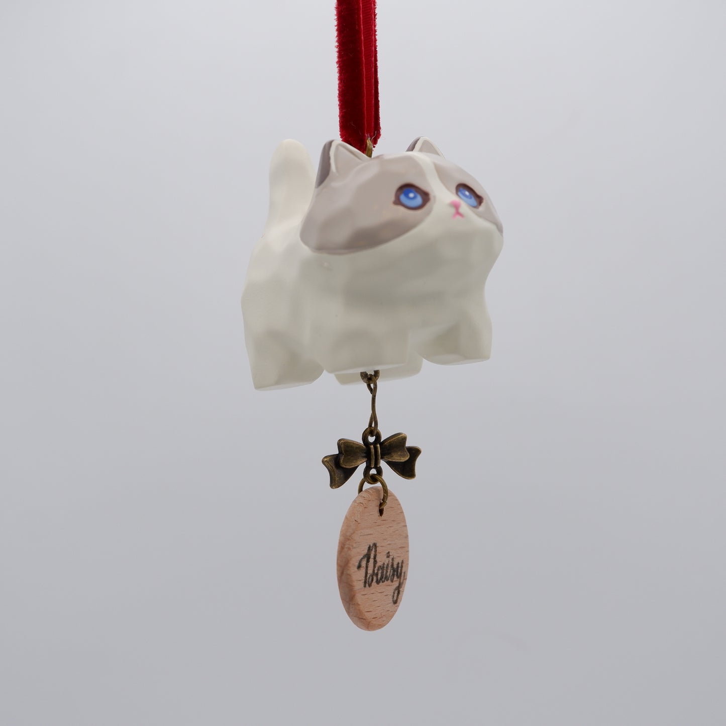 Tail Held High - Resin Ornament with Personalised Wooden Name Tag