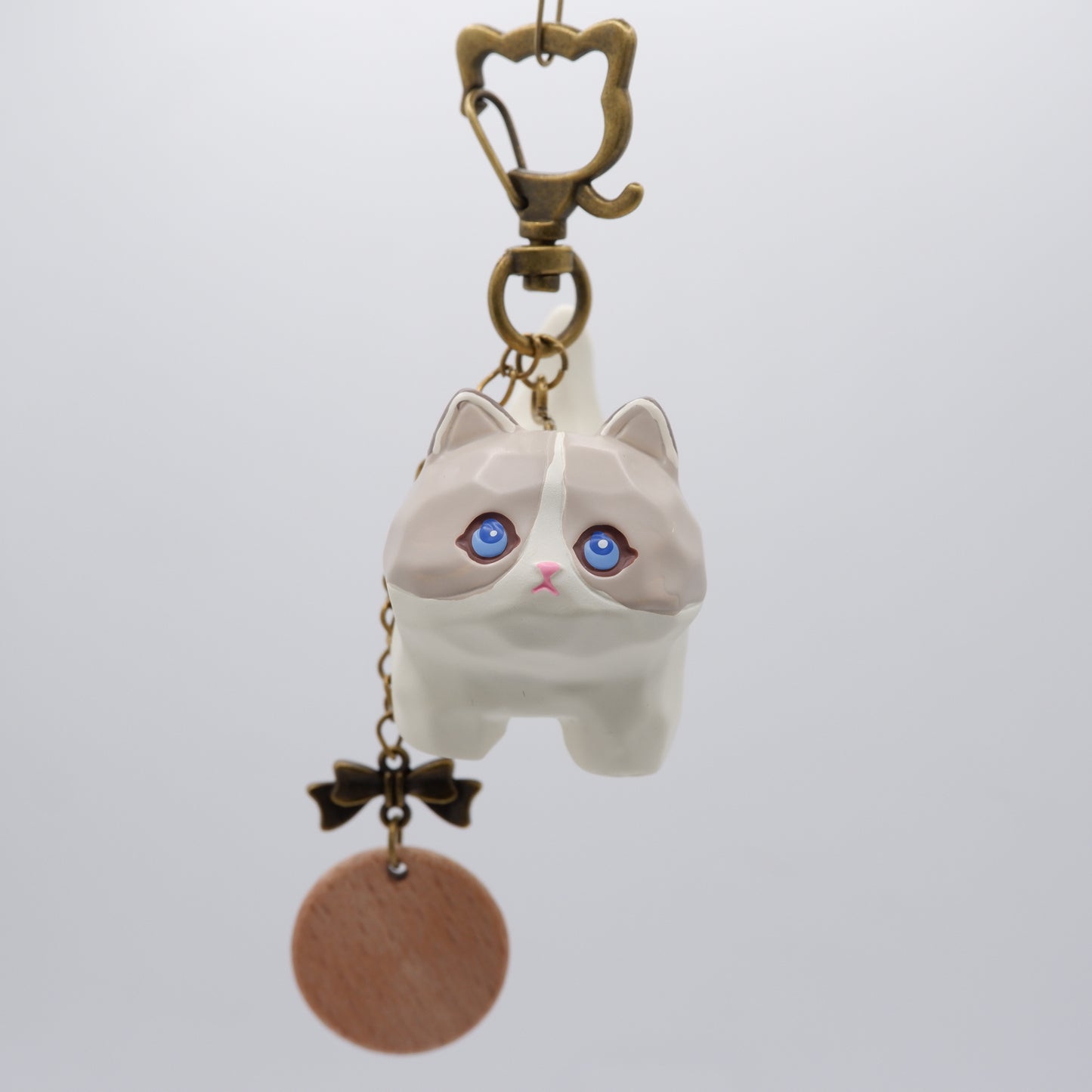 Tail Held High - Resin Keychain with Personalised Wooden Name Tag