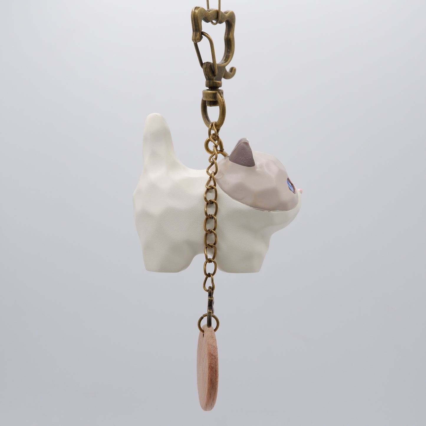 Tail Held High - Resin Keychain with Personalised Wooden Name Tag