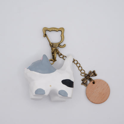 Tail Held High - Resin Keychain with Personalised Wooden Name Tag