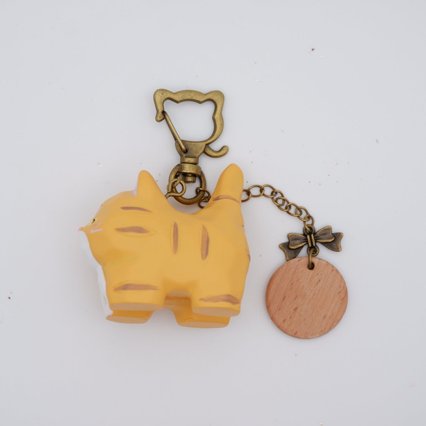 Tail Held High - Resin Keychain with Personalised Wooden Name Tag