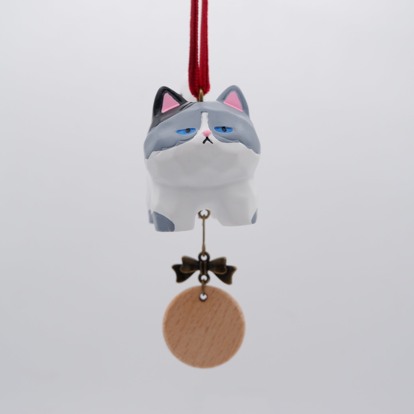 Tail Held High - Resin Ornament with Personalised Wooden Name Tag