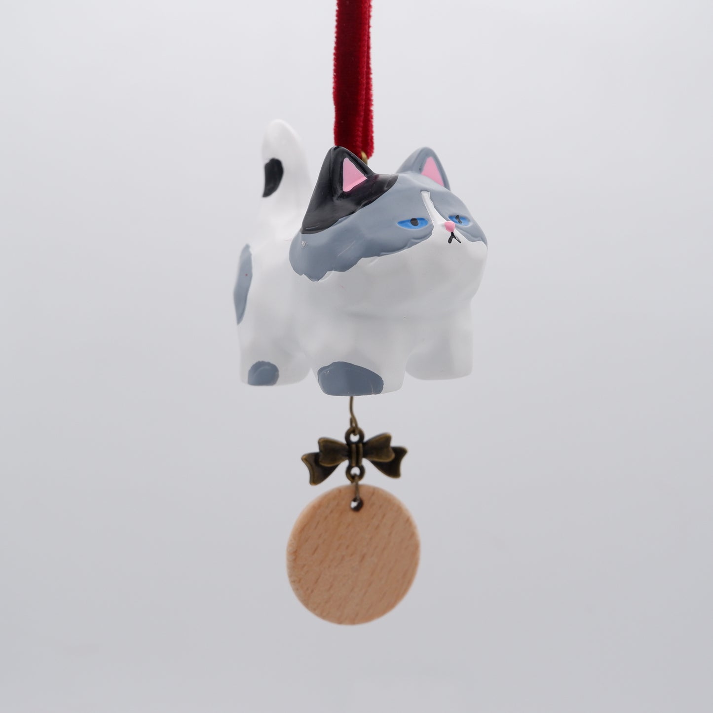 Tail Held High - Resin Ornament with Personalised Wooden Name Tag