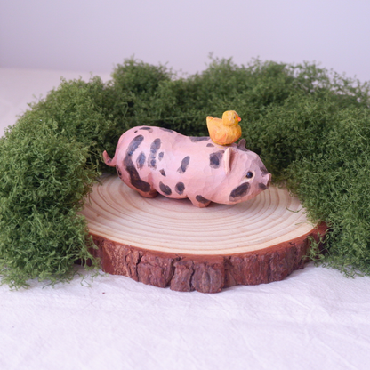 The Snuggle Pigs – Hand-Carved Wooden Family Set (5 Pieces)