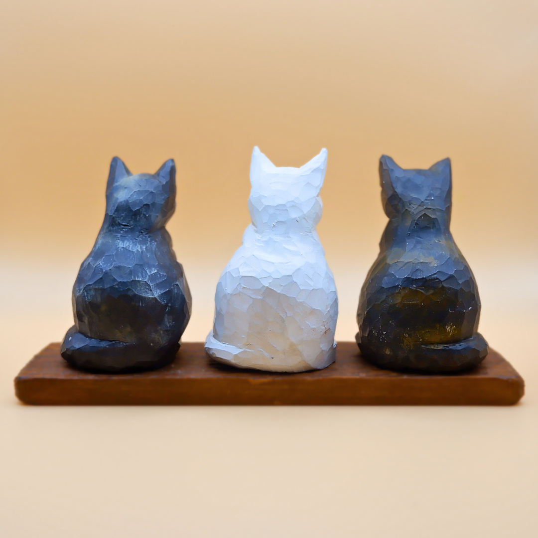 Custom Wooden Cat Figurine – Hand-Carved From Your Photo