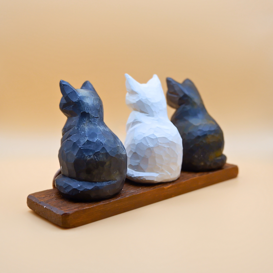 Custom Wooden Cat Figurine – Hand-Carved From Your Photo